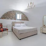 Black Gem - Private Heated Jacuzzi & Caldera View Villa *