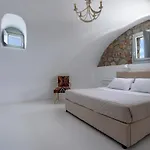 Black Gem - Private Heated Jacuzzi & Caldera View Villa Akrotírion