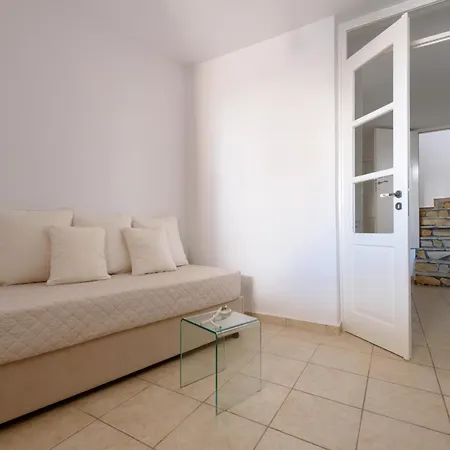 Red Cliff Santorini - Volcano View & Jacuzzi Villa Akrotiri (Santorini)