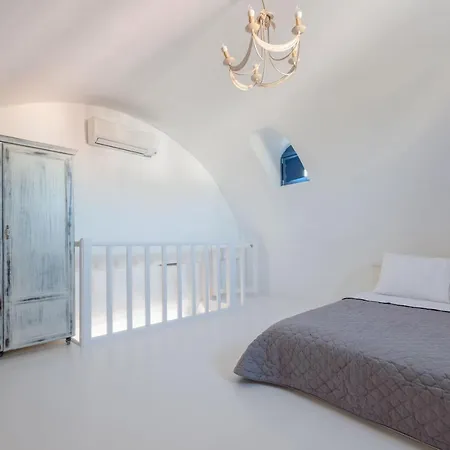 Red Cliff Santorini - Volcano View & Jacuzzi * Akrotírion