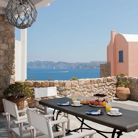 Red Cliff Santorini - Volcano View & Jacuzzi Akrotírion