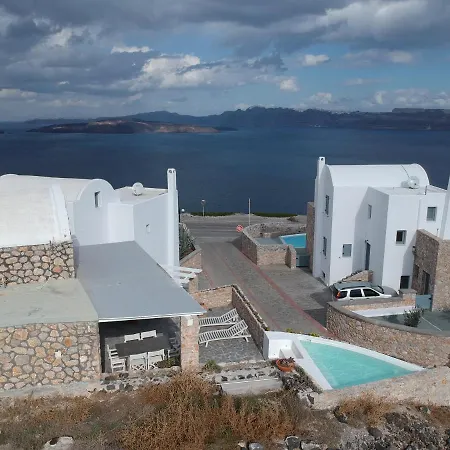 Red Cliff Santorini - Volcano View & Jacuzzi Villa
