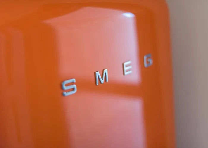 Red Cliff Santorini - Volcano View & Jacuzzi וילה Akrotírion