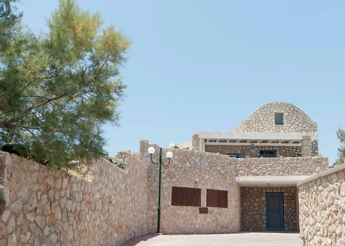 Black Gem Villa - Private Heated Jacuzzi & Caldera View * Akrotírion