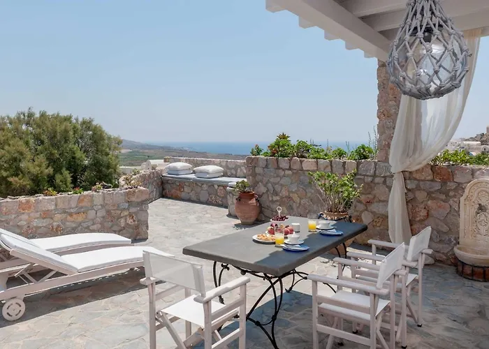 Black Gem Villa - Private Heated Jacuzzi & Caldera View