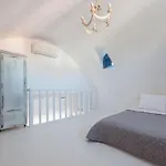 Black Gem - Private Heated Jacuzzi & Caldera View * Akrotírion